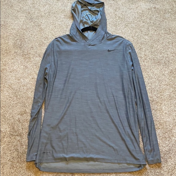 Nike Other - Nike pullover with hood